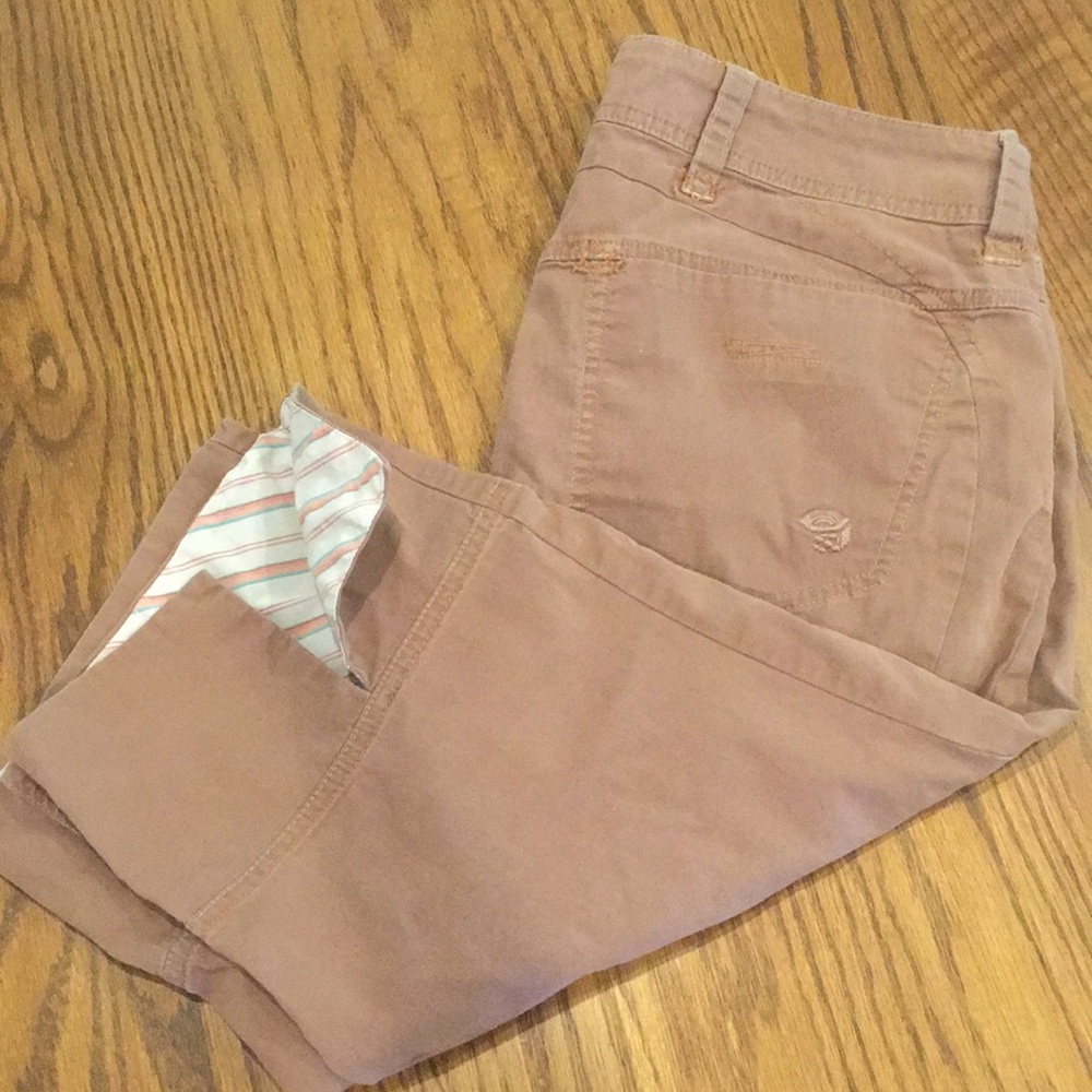 Brown Capri